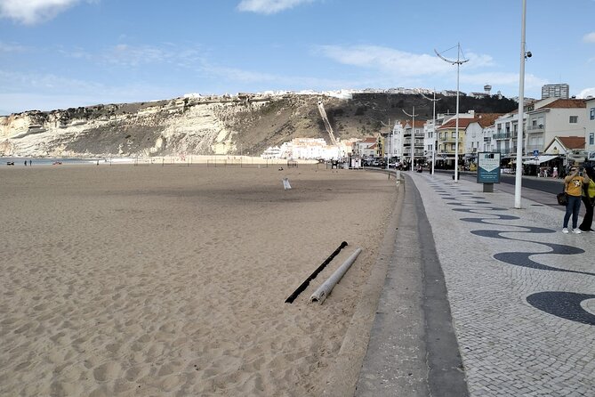 Private Transfer Porto to Lisbon with Nazaré and Óbidos Stops - Getting dropped in Lisbon, without killing your next plans