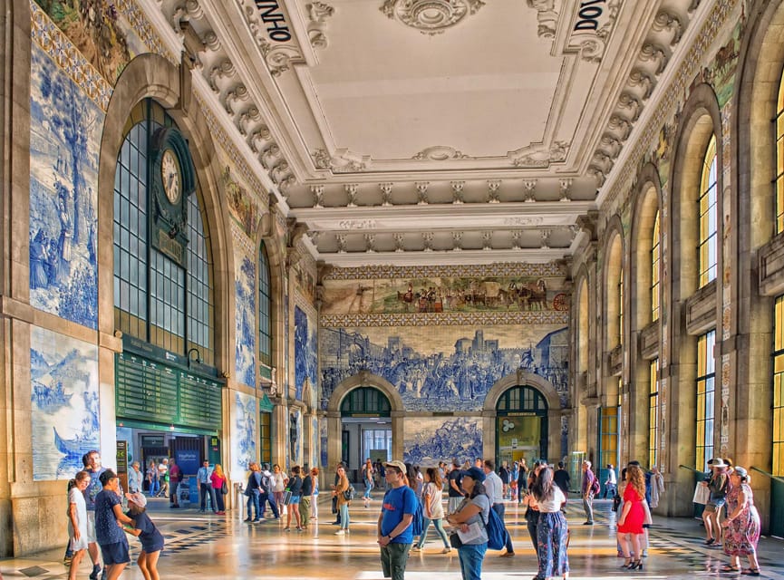 Private Walking Tour, highlights and secrets of Porto - Sé Cathedral and the viewpoint start: where your Porto story begins