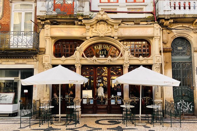 Private Walking Tour in Porto with Optional Lello Bookshop Ticket - Livraria Lello: one of Porto’s biggest line killers
