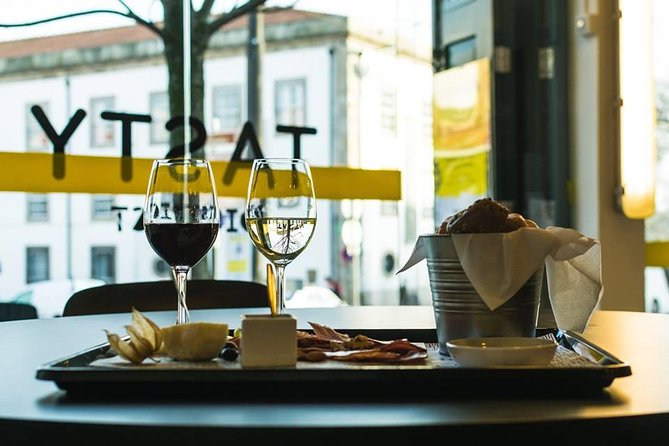 Private Wine Tour Xperience - Stop 1: Praca da Batalha Wine Tasting Plus Olive Oil