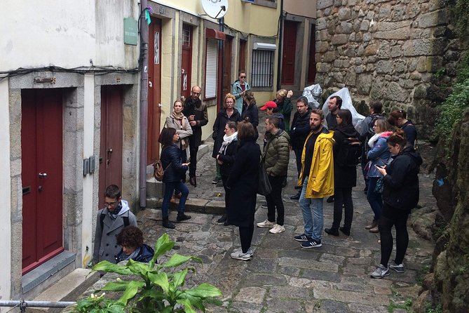 Private Wine Tour Xperience - Stop 2: Praca da Ribeira Northern Portugal Wine Tasting