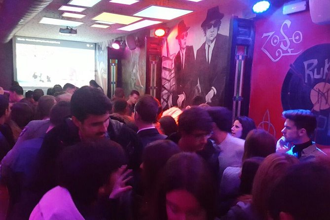Pub Crawl Porto - Price and Drinks: Where the $24.70 Actually Pays Off