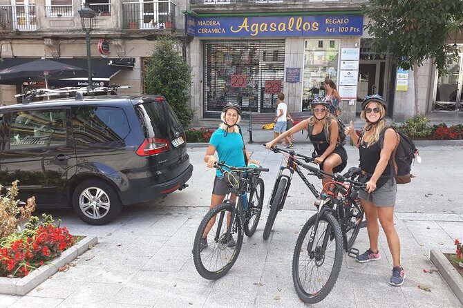Rent bikes in Póvoa de Varzim and Vila do Conde - Family-friendly setup, helmets included, and real-world weather