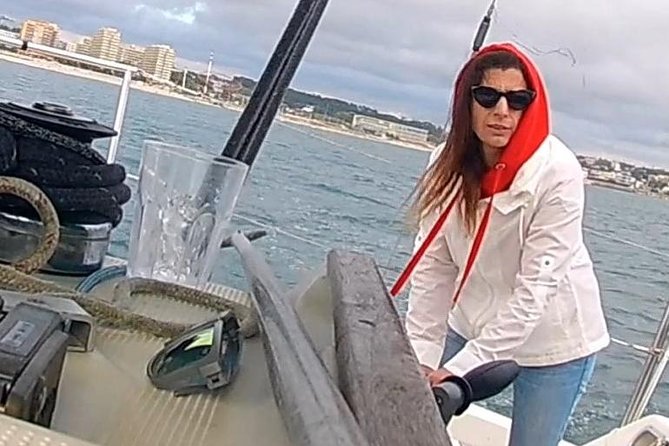 Sailing boat trip on the coast of Porto and on the river Douro - What the captain does with the group (and why that matters)