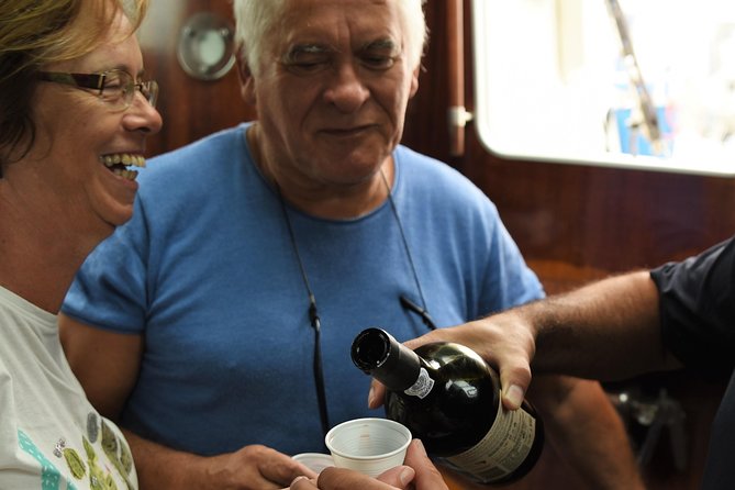 Sailing boat trip on the coast of Porto and on the river Douro - Price and value: what you really get for $354.41 per group