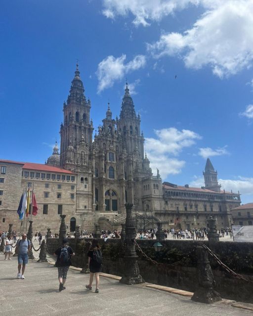 SANTIAGO COMPOSTELA+BRAGA: Private Religious Tour from Porto - Key things to look forward to