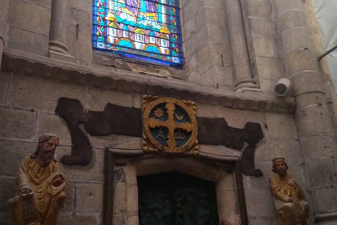 Santiago de Compostela & Valença do Minho - from Porto - What to do about lunch (since it is not included)