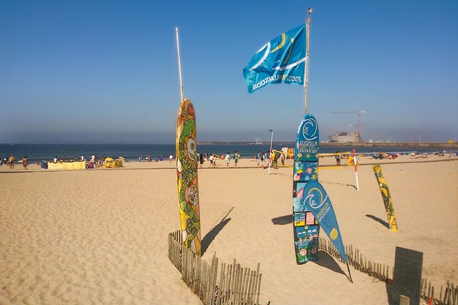 Self-guided tour Bike + Surf - Matosinhos Beach surf lesson: what you actually get in 90 minutes