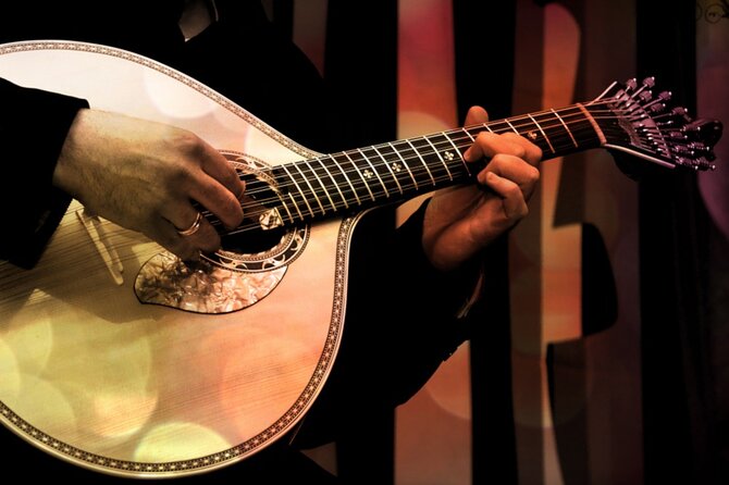 Semi Private Oporto Fado Show with Dinner - Ribeira dinner and fado: what you’re signing up for