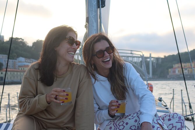 Shared Porto Sailboat Sightseeing Tour - What makes the crew so important on a shared cruise