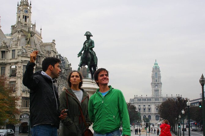 Small-group Porto's Roots Walking Tour - Cais da Ribeira: Wine, commerce, and the riverfront story (Stop 2)
