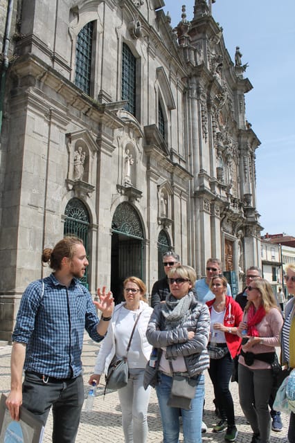 Stadtführung durch das Zentrum von Porto auf Deutsch - Palácio da Bolsa und Mercado Ferreira de Borges: Glanz und Alltag nebeneinander