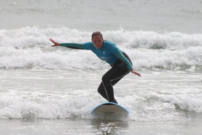 Surf class in Porto - small groups, ideal for beginners - Small-group coaching (max 8): how you get real attention