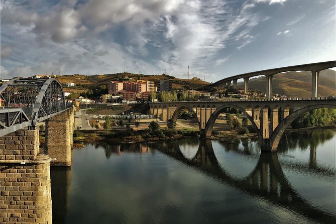 Taste the Douro - Vintage Experience - Stop 3: The Rabelo Boat Trip (About One Hour) for Real River Views