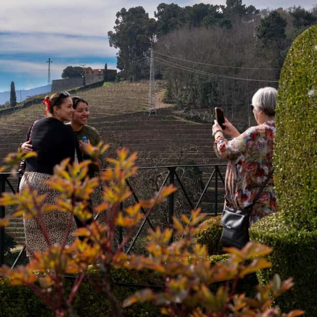 The Douro Valley Tour – Late Start Experience - Coach time and onboard Wi-Fi: small comfort, big payoff
