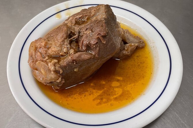 THE PORTO ESSENTIALS - Wine & Food Tour ( Private ) - Petiscos houses and how Porto shares a meal