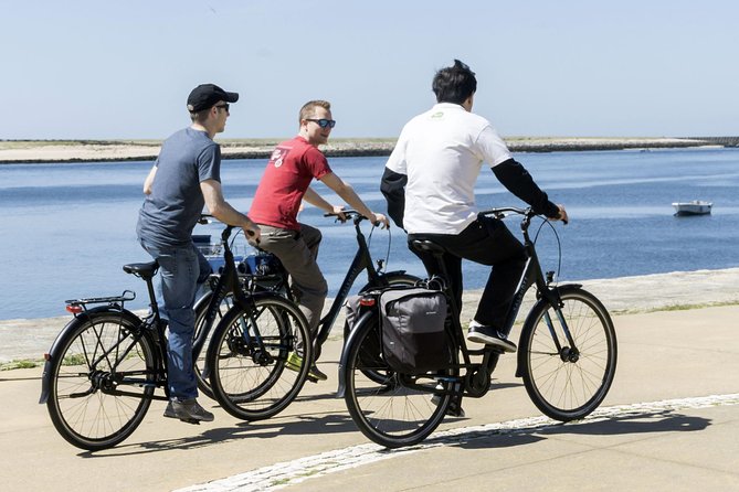 The Sunset Porto Bike Tour - Meeting at Biclas & Triclas, then rolling into Porto’s golden hour