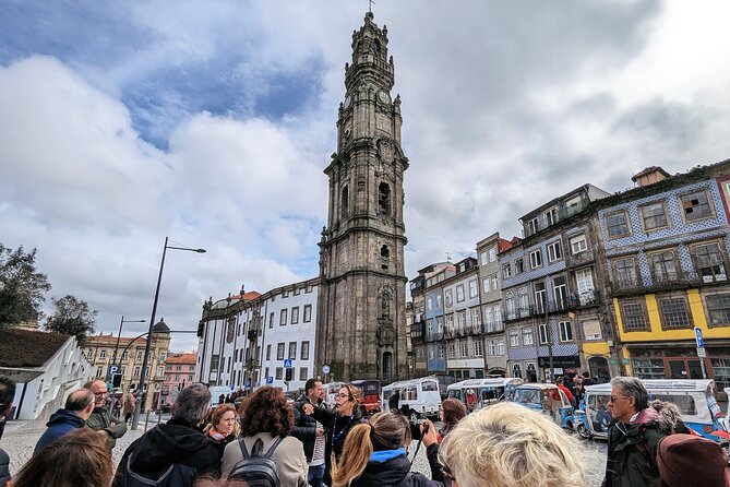 The Unvanquished Tour in Porto City Center - The Old Prison Now a Photo Centre, Plus the Best Viewpoint Timing