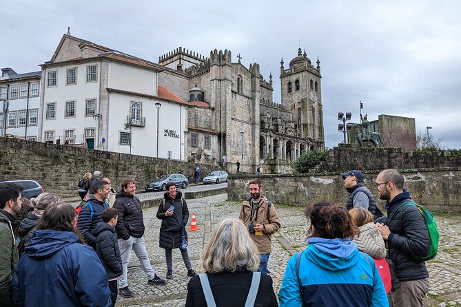 The Unvanquished Tour in Porto City Center - Rua das Flores, Sao Bento Station, and the Cathedral Area You End In