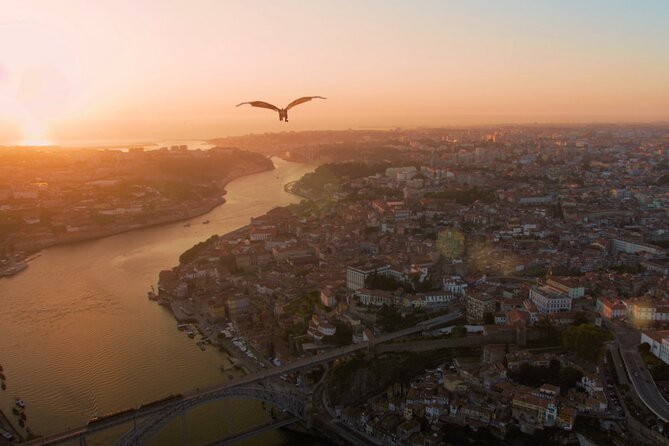 Ticket: Fly over Porto City, 5D experience for all family - Your one-stop itinerary at Look at Porto
