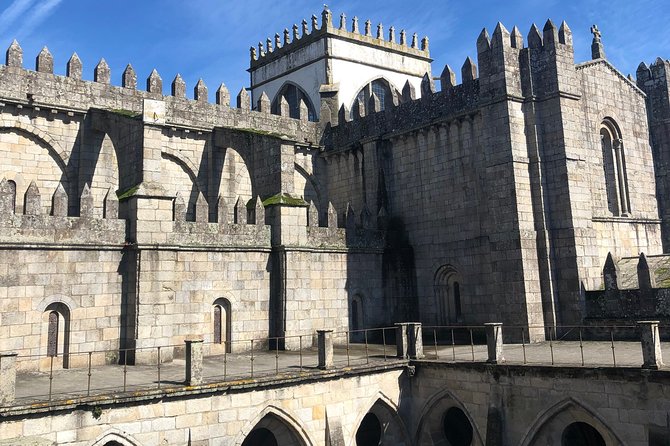 Tour HD Porto 4 hours - Praca da Liberdade and the Porto City Hall Building