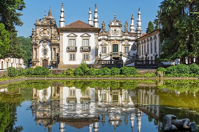 Tour to the Palace of Mateus and the Douro - Getting There: Private Sedan Comfort From Porto