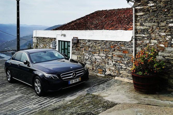 Transfer from Porto Airport to Porto City Hotels - One-way or round-trip, and why that flexibility helps
