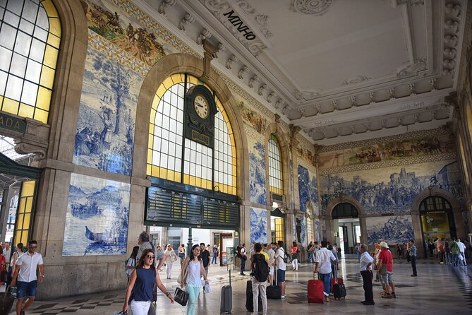 Two Day Tour of the Douro Valley - Porto São Bento, then straight to the Douro (what “small-group” really means)