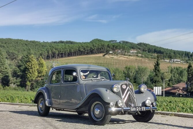 Vintage car ride in Vila Real - Vila Real Circuit since 1931, plus iconic streets and history