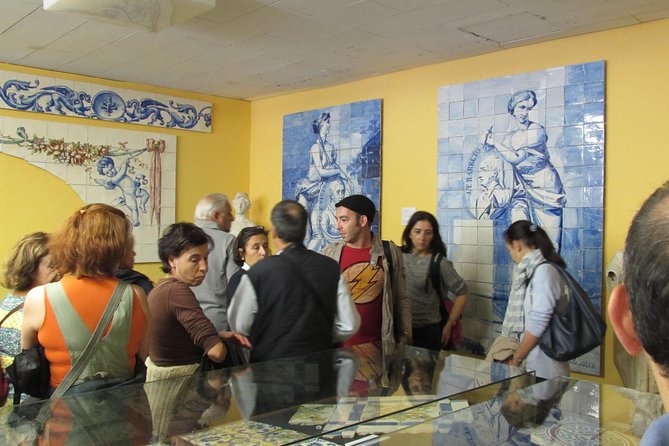 Walking Tour - History of Tiles in Porto - Why Porto tiles feel personal once you learn what to look for